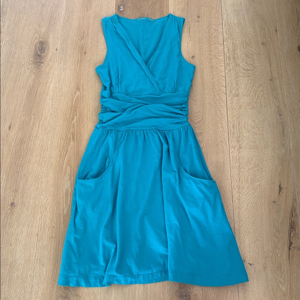 🦄 Athleta teal dress